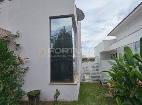 18433bcd-0e88-4b38-b860-66bab038b2c0