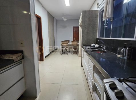 424b6d79-362e-46f3-94bb-42a587d4fc84