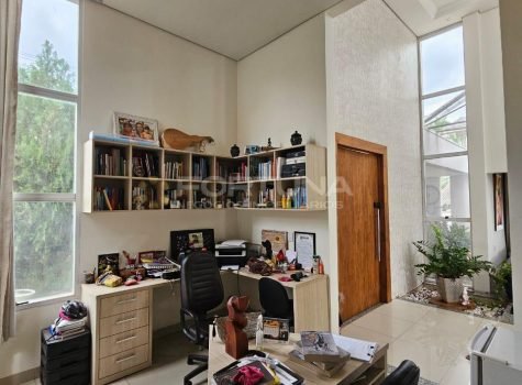 662a61a9-39c9-4d7b-8b27-8b94116e5012