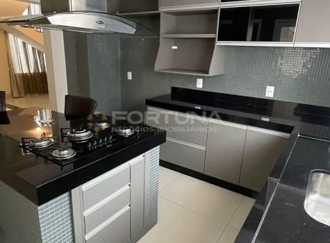 b4e33d7a-4e68-4877-8122-09e2208018b9