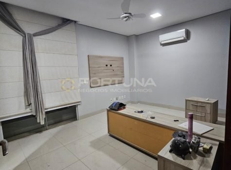 fbfaa2cd-f549-41b5-a1e3-2a0f983d3030